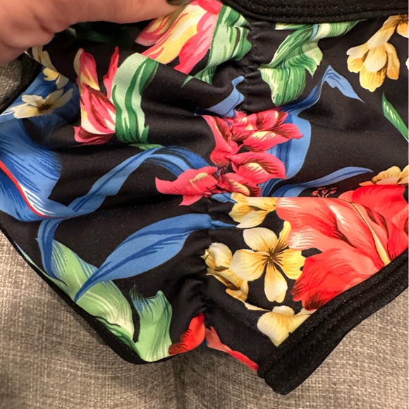 Fede Swimwear tropical string bikini - Picture 10 of 11